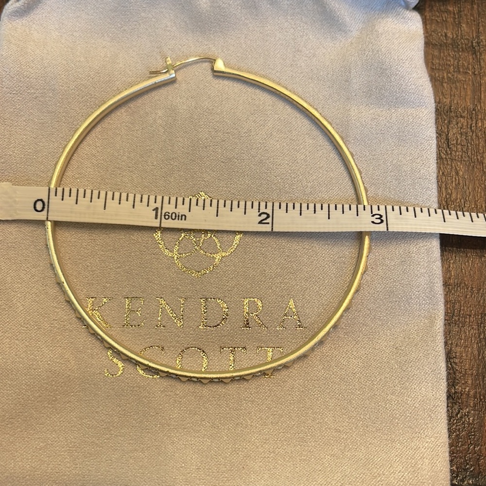Kendra Scott blingy large hoops - Picture 13 of 14